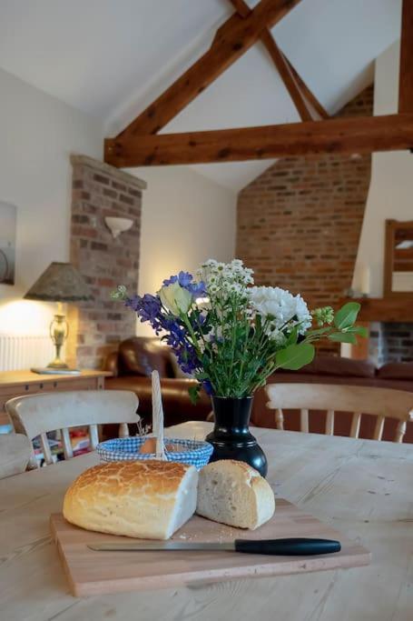 Apartment Wheelhouse . A Brick-built Barn Conversion