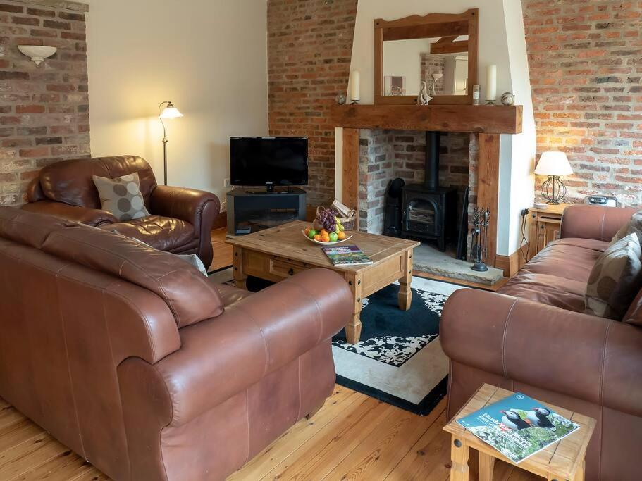 Wheelhouse . A Brick-built Barn Conversion Apartment Thirsk
